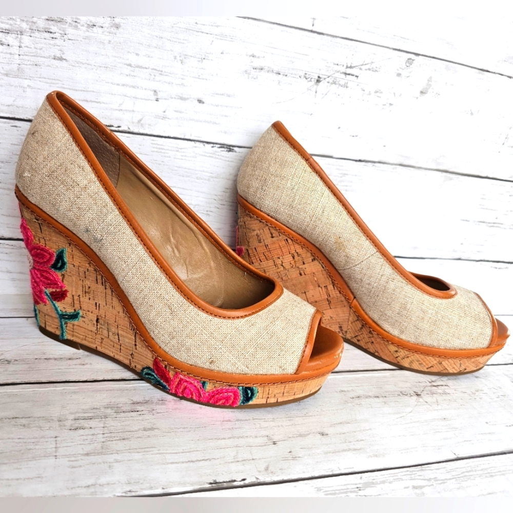 Antonio Melani Embroidered Floral Cork Wedge Sandal Heels Peep Toe Size 7.5M - Picture 3 of 17